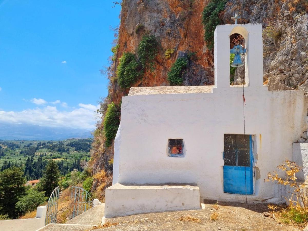 Olga'S Filoxenia - Villa Aladanos-Private Pool And Heated Jacuzzi Μαχαιροί Εξωτερικό φωτογραφία