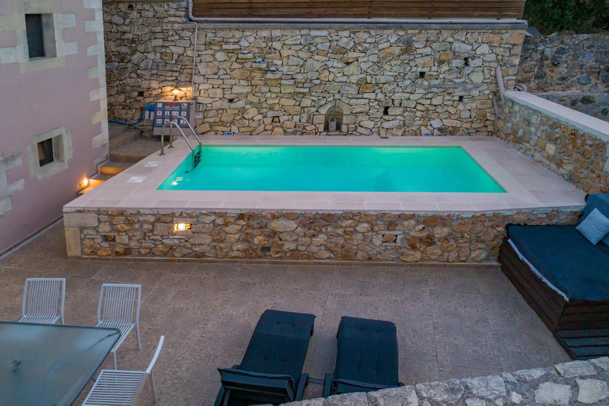 Olga'S Filoxenia - Villa Aladanos-Private Pool And Heated Jacuzzi Μαχαιροί Εξωτερικό φωτογραφία