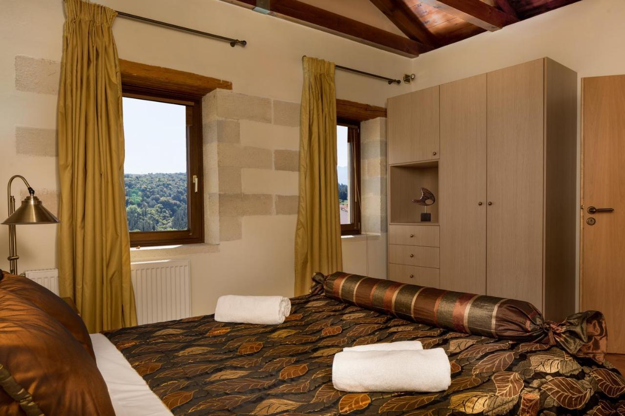 Olga'S Filoxenia - Villa Aladanos-Private Pool And Heated Jacuzzi Μαχαιροί Εξωτερικό φωτογραφία
