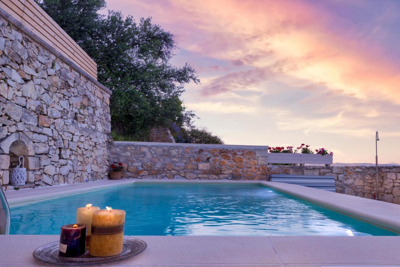 Olga'S Filoxenia - Villa Aladanos-Private Pool And Heated Jacuzzi Μαχαιροί Εξωτερικό φωτογραφία