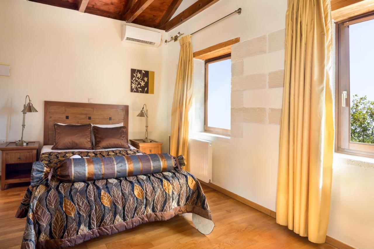 Olga'S Filoxenia - Villa Aladanos-Private Pool And Heated Jacuzzi Μαχαιροί Εξωτερικό φωτογραφία