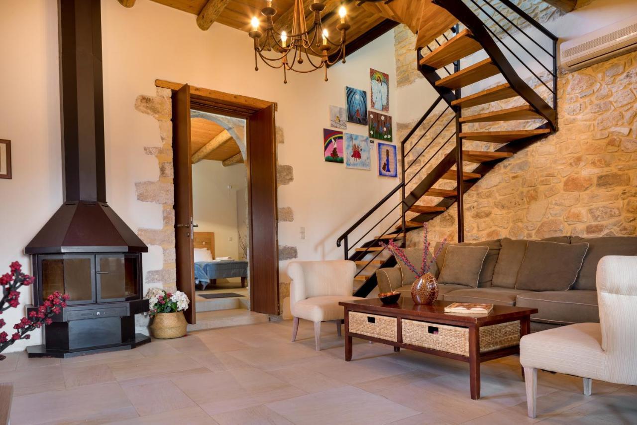 Olga'S Filoxenia - Villa Aladanos-Private Pool And Heated Jacuzzi Μαχαιροί Εξωτερικό φωτογραφία