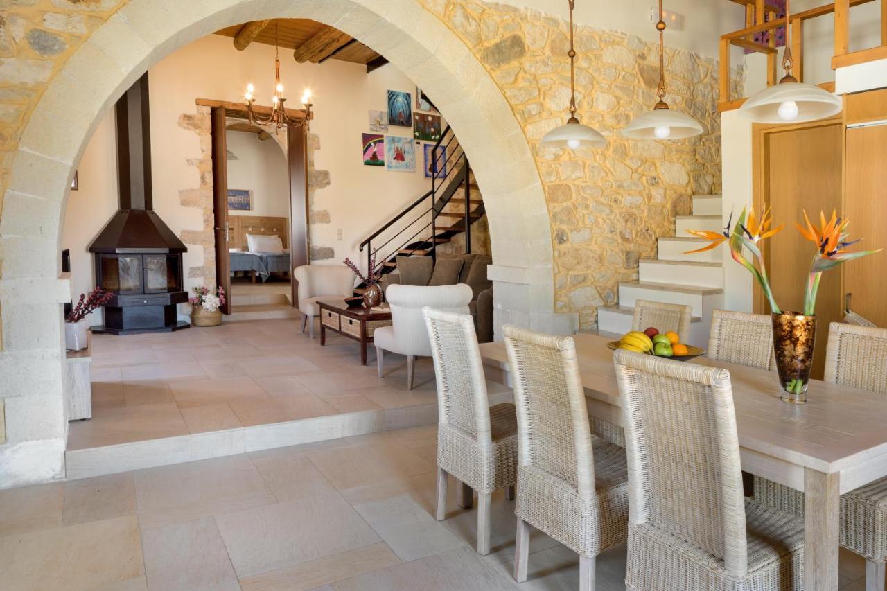 Olga'S Filoxenia - Villa Aladanos-Private Pool And Heated Jacuzzi Μαχαιροί Εξωτερικό φωτογραφία