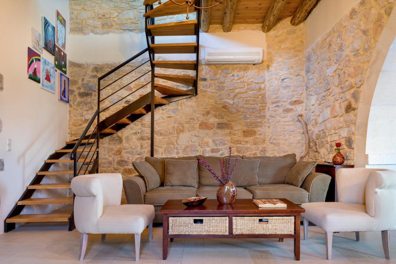 Olga'S Filoxenia - Villa Aladanos-Private Pool And Heated Jacuzzi Μαχαιροί Εξωτερικό φωτογραφία