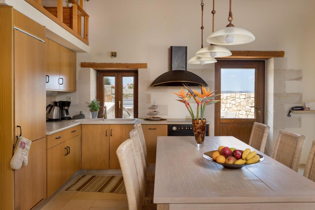 Olga'S Filoxenia - Villa Aladanos-Private Pool And Heated Jacuzzi Μαχαιροί Εξωτερικό φωτογραφία