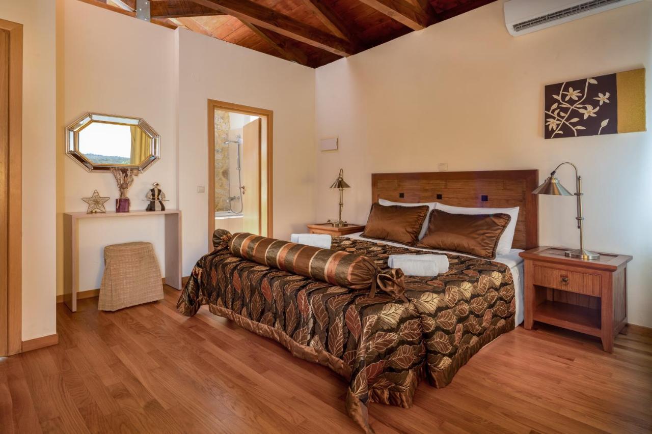 Olga'S Filoxenia - Villa Aladanos-Private Pool And Heated Jacuzzi Μαχαιροί Εξωτερικό φωτογραφία